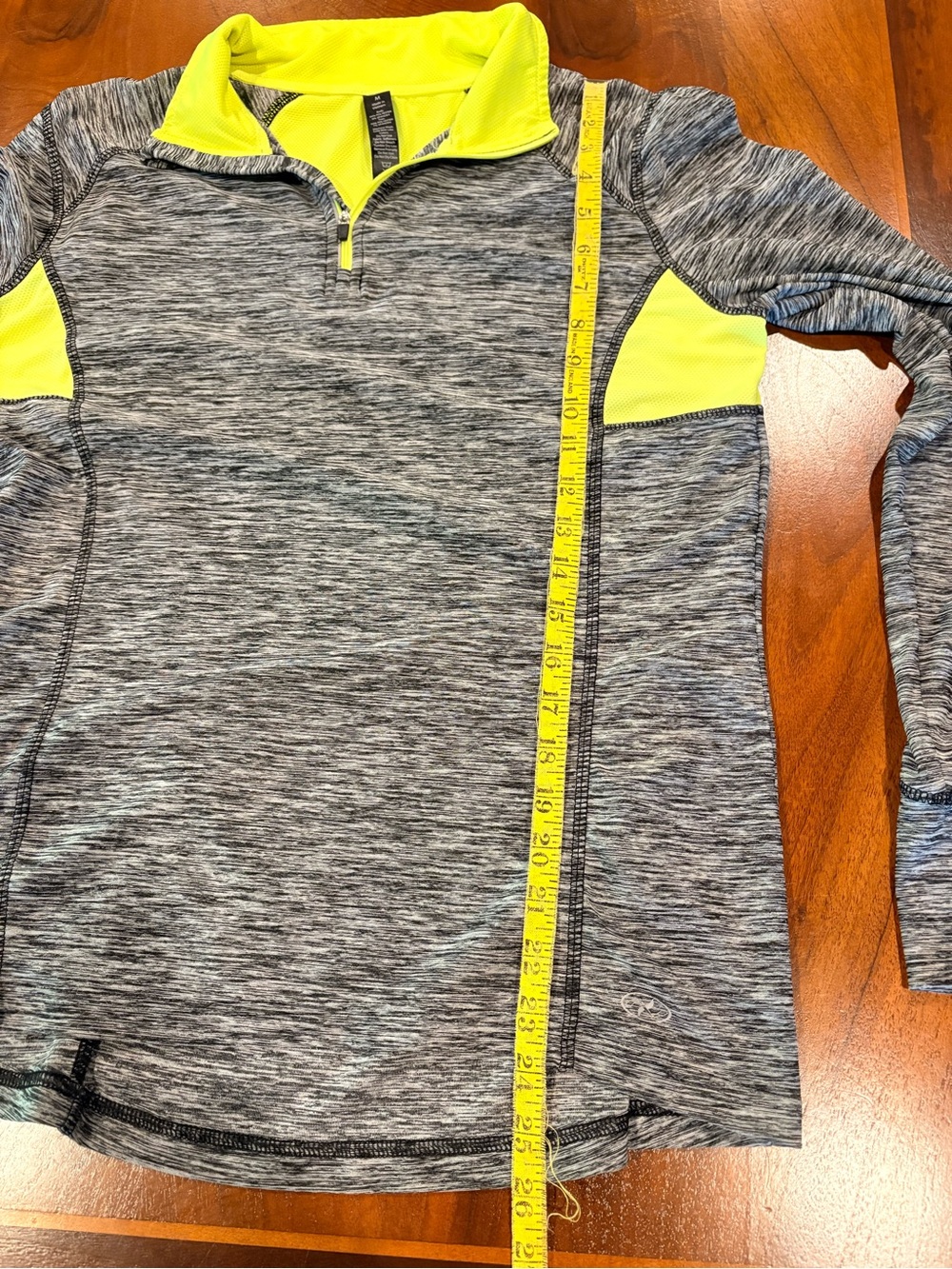Active wear,  Gray Quarter-Zip Pullover with Neon Yellow Accents, size M - Picture 6 of 6